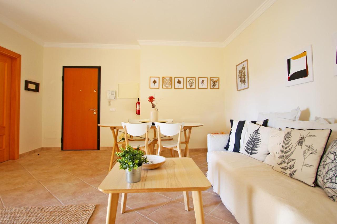 Apartamento Oliveira Санта-Лузия Экстерьер фото